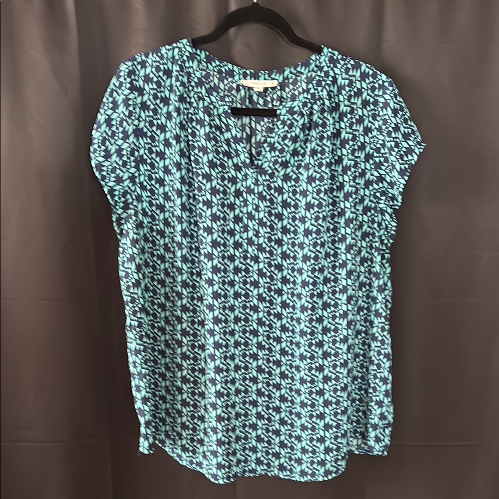 Fun 2 Fun White and Blue Cap Sleeve Blouse Relaxed Fit